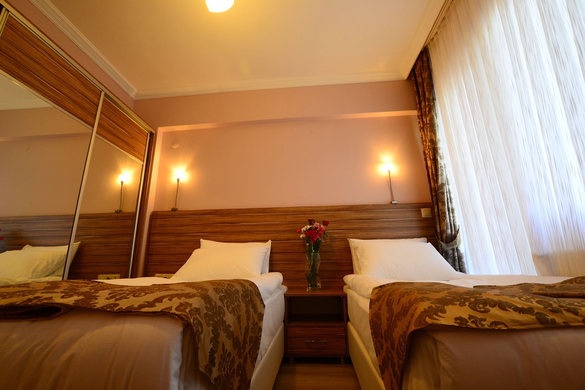 Dort Mevsim Suit Hotel Чанаккале Экстерьер фото